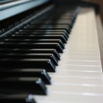 piano-640334_1920-400x270-MM-100